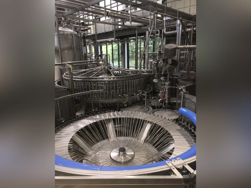 Photo #1 of Used Isobaric Complete PET Line for Soft Drinks, Sparkling Water, Water 18000 bph