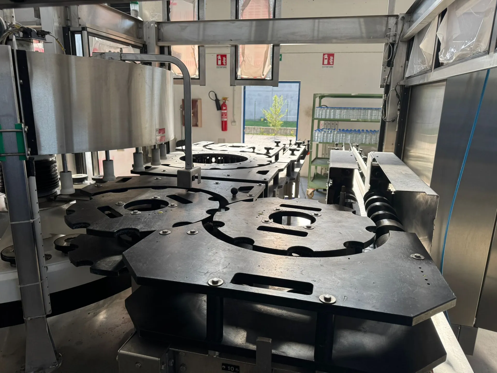 Photo #9 of Used Sacmi Labeling Machine Opera 45000 bph year 2010 overhauled in 2025