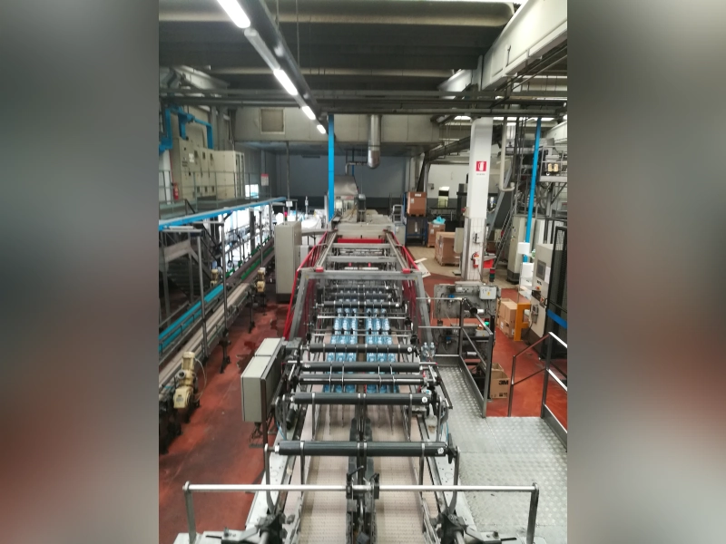 Photo #1 of Used Isobaric Complete PET Line for Water 32000 bph