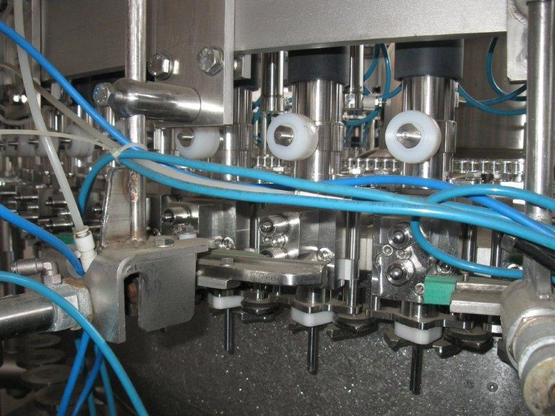 Photo #4 of Used Isobaric Filling Machine Berchi  ISOFILL 80 20000 bph