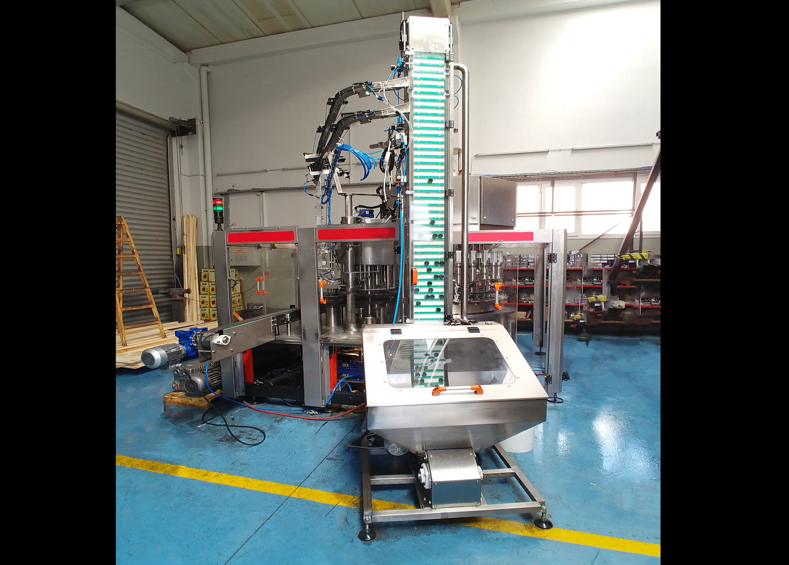 Photo #4 of New Filling / Capping Monoblock  24.6