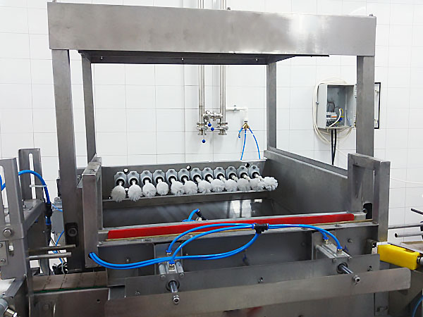 Photo #1 of Glass Bottle Brush Cleaner – 2000 BPH