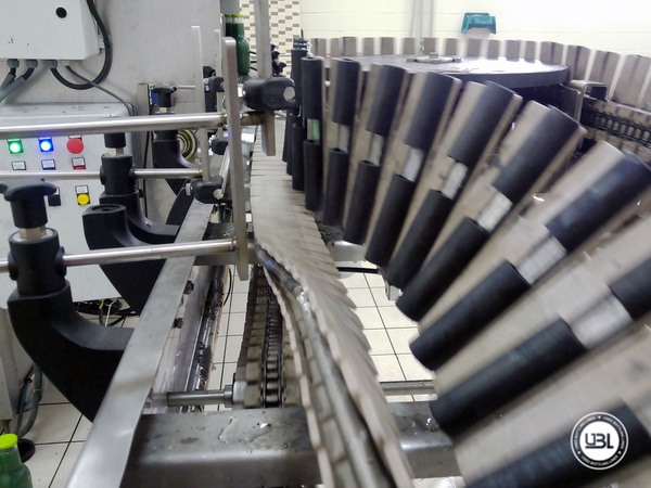 Photo #2 of Used Tilt Conveyor 12 000 BPH