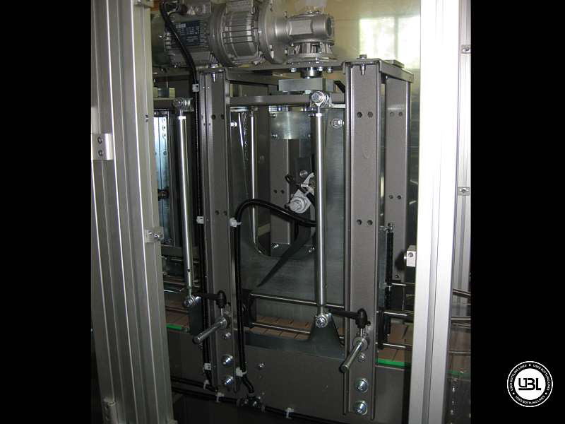 Photo #3 of Semi-Automatic or Automatic Shrink Wrapper with welding bar
