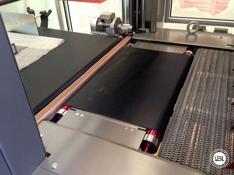 Photo #4 of Semi-Automatic or Automatic Shrink Wrapper with welding bar