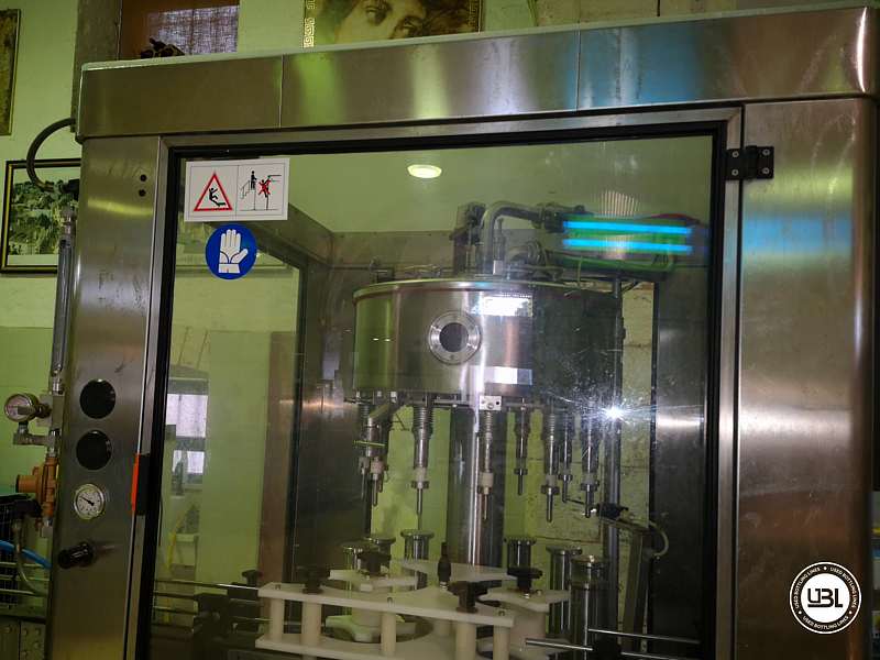 Photo #6 of Used Filling Machine Bertolaso Olimpia 12 valves for still wine 2500 bph