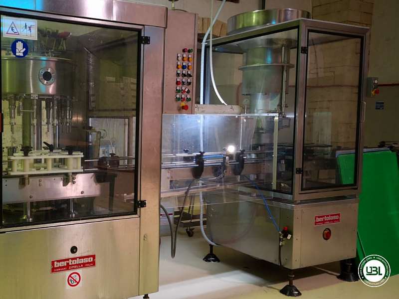 Photo #2 of Used Capping Machine Bertolaso S.Gloria 500 Straight Cork