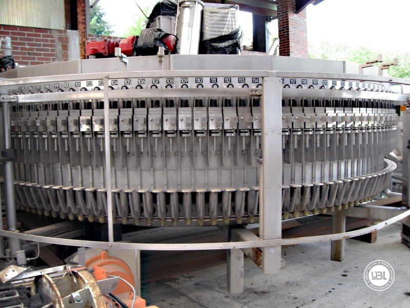 Photo #2 of Used Isobaric Filling Monoblock KHS Glass Bottles 45.000 bph