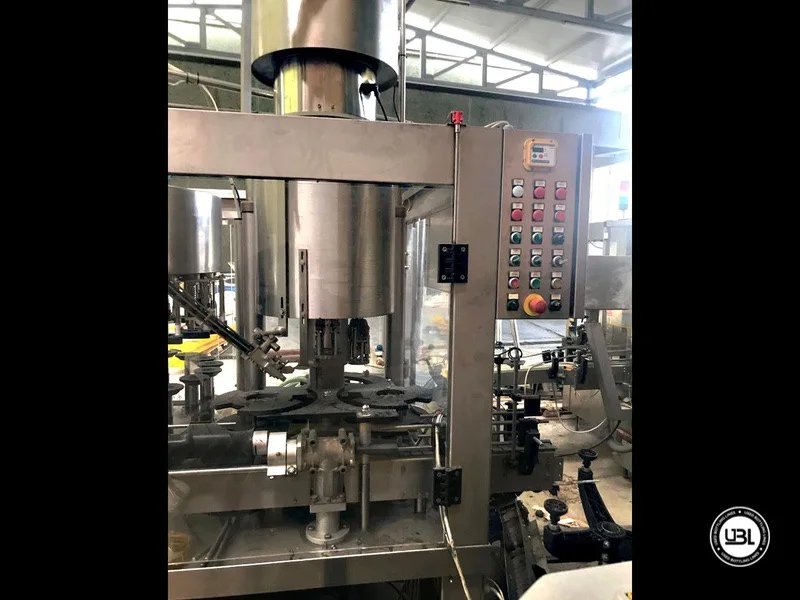 Photo #8 of Used Automatic Filling Monoblock Olive Oil 20-3 Brand Baratta 4500 bph