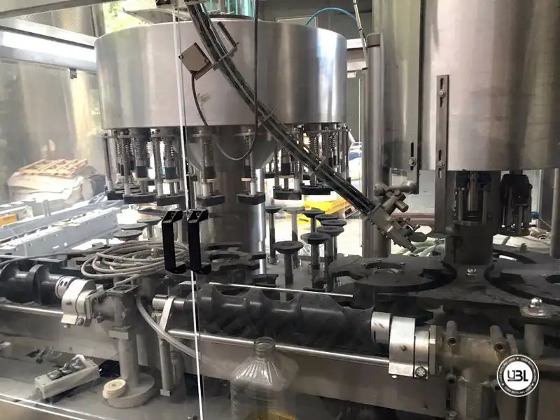 Photo #10 of Used Automatic Filling Monoblock Olive Oil 20-3 Brand Baratta 4500 bph