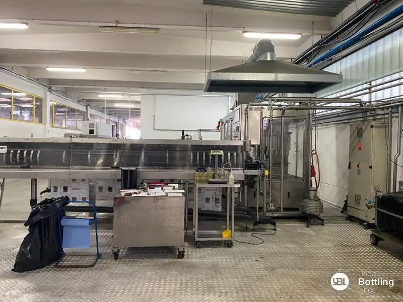 Photo #3 of Used Krones Filling Line for Flat Drinks in Glass 1997