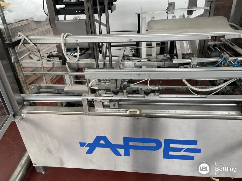 Photo #3 of Used Case Erector Ape 1994