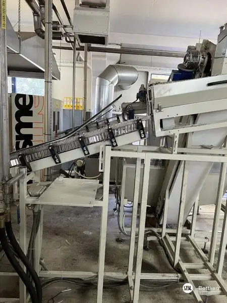 Photo #4 of Used Filling Line For Edible Oil In PET 1L Bottles