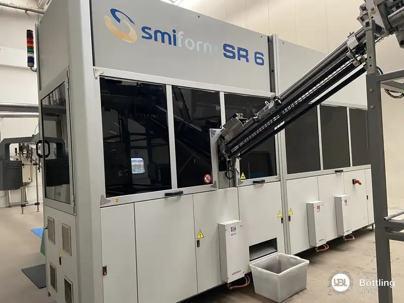 Photo #1 of Used Blow Molding Machine Smiform SR 6 2010