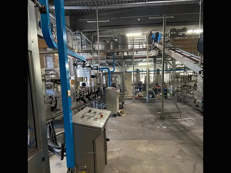 Photo #47 of Used Complete Bottling Line Procomac 2000