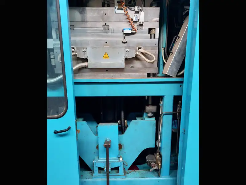 Photo #3 of Used Sipa Blow Molding Machine 1994