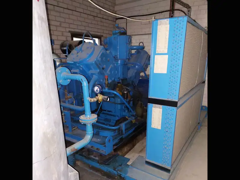 Photo #5 of Used Sipa Blow Molding Machine 1994