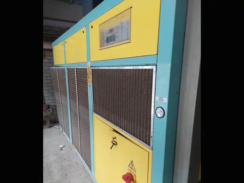 Photo #12 of Used Sipa Blow Molding Machine 1994