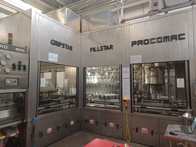 Photo #20 of Gea Procomac Used Complete Bottling Line up to 11000 bph