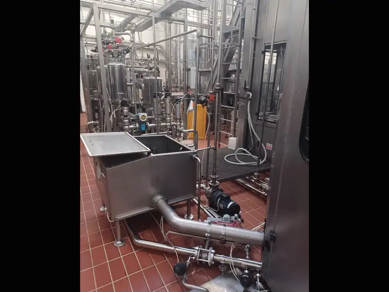 Photo #25 of Gea Procomac Used Complete Bottling Line up to 11000 bph