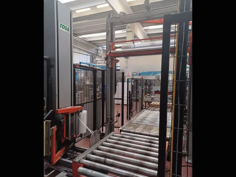 Photo #32 of Gea Procomac Used Complete Bottling Line up to 11000 bph