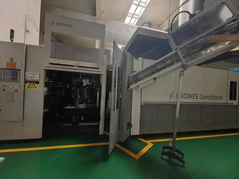 Photo #1 of Krones PET Still Water Used Complete Bottling Line 2010