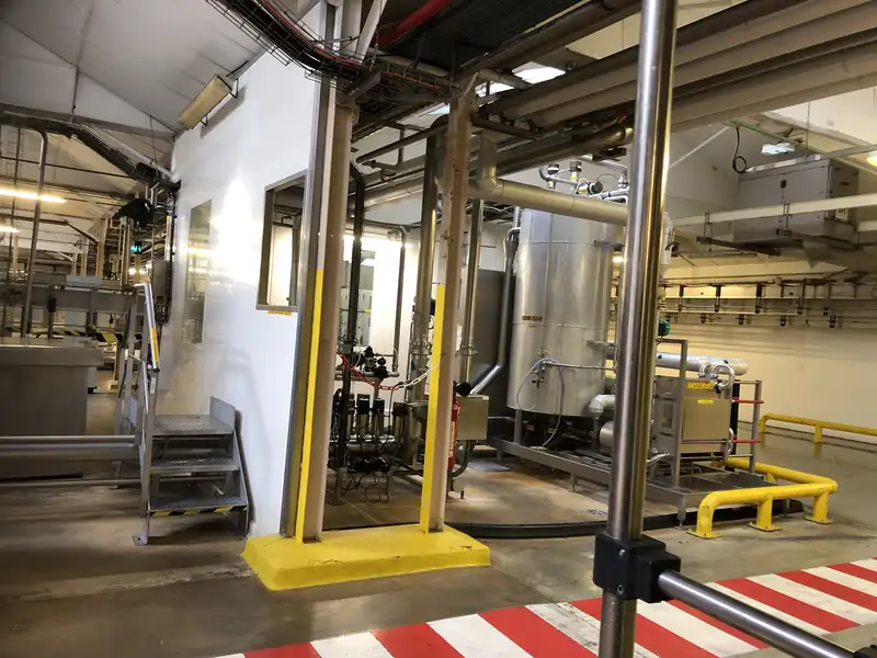 Photo #4 of Krones Used Filling Monoblock for Still Water 2004