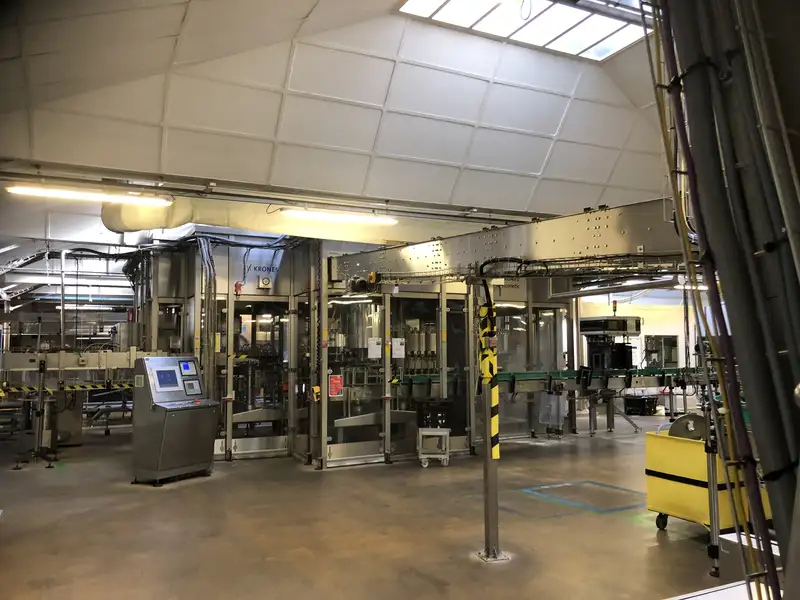 Photo #13 of Krones Used Filling Monoblock for Still Water 2004