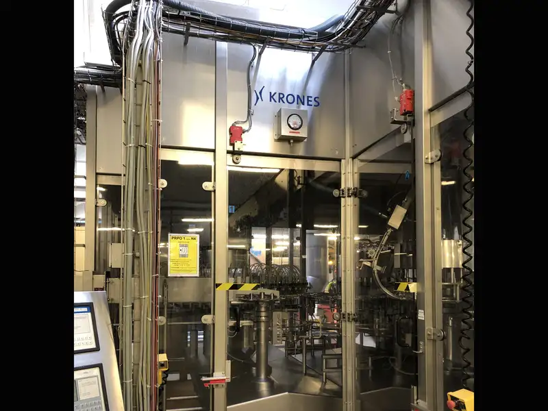 Photo #17 of Krones Used Filling Monoblock for Still Water 2004