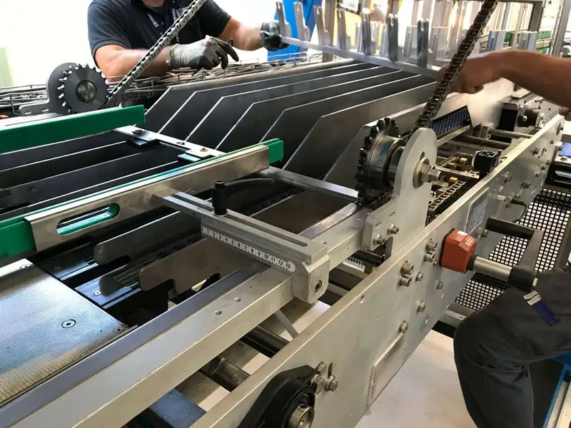 Photo #5 of Used Shrink Wrapper SMI LSK 30P year 2004