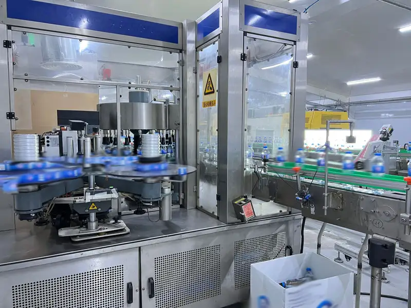 Photo #1 of Used Sidel Labeling Machine 2005 OPP plastic label