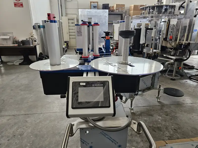 Photo #23 of Modular labeling machine 10 heads glue-adhesive