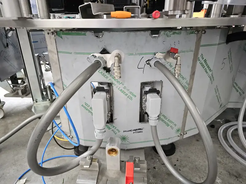 Photo #24 of Modular labeling machine 10 heads glue-adhesive