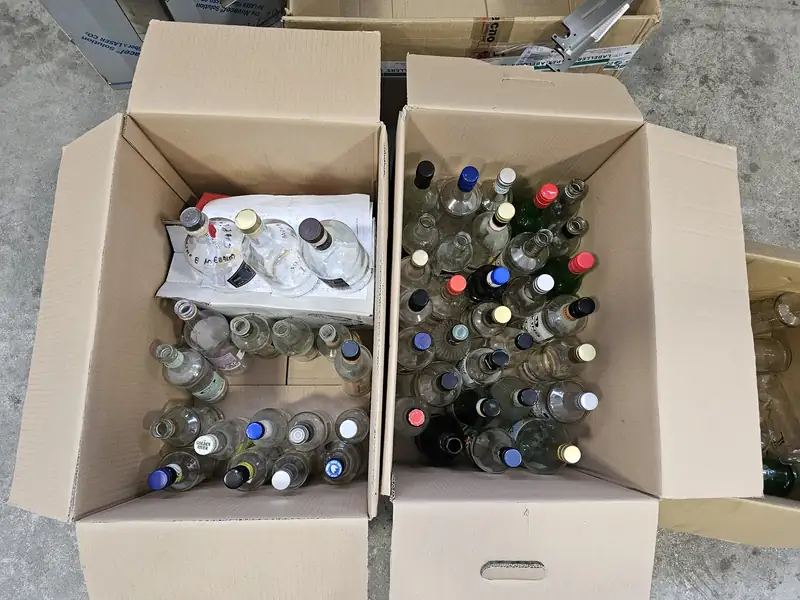 Photo #34 of Modular labeling machine 10 heads glue-adhesive