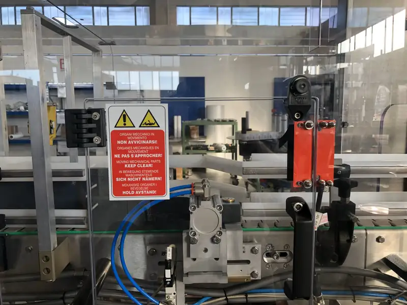 Photo #17 of Modular labeling machine 14 heads cold glue – adhesive 8000 bph