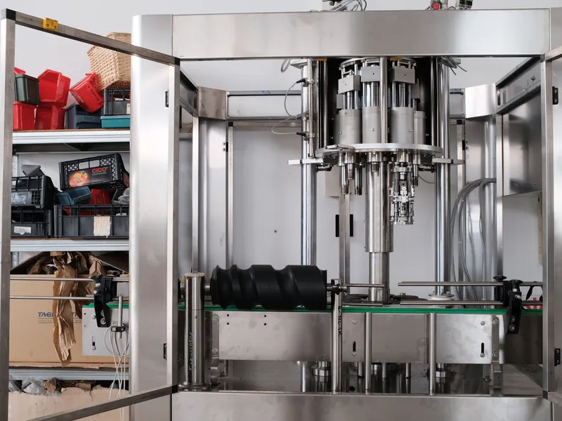 Photo #22 of New automatic screw capping machine 8 heads for 12000 BPH