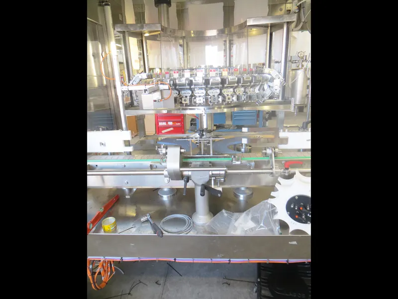 Photo #6 of New filling monoblock Bertolaso 30/30/4 for Pet/Glass