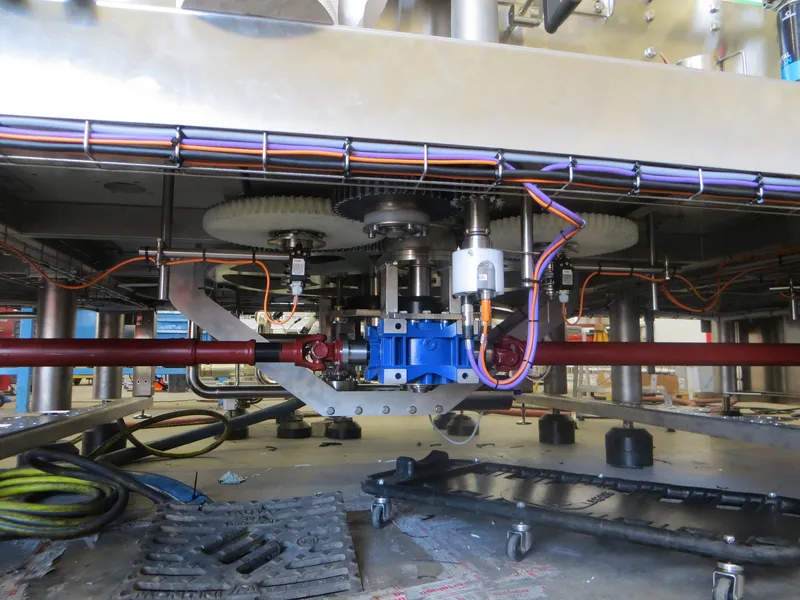 Photo #16 of New filling monoblock Bertolaso 30/30/4 for Pet/Glass