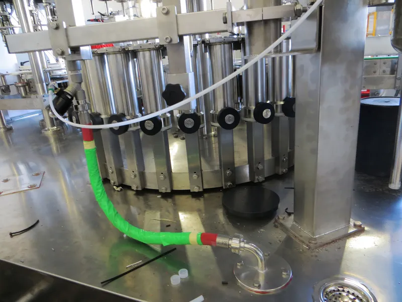 Photo #42 of New filling monoblock Bertolaso 30/30/4 for Pet/Glass