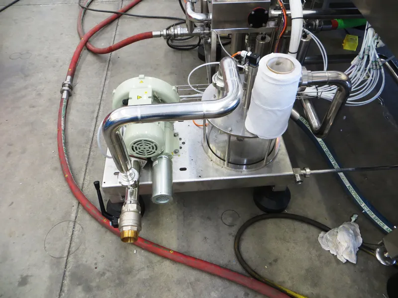 Photo #47 of New filling monoblock Bertolaso 30/30/4 for Pet/Glass