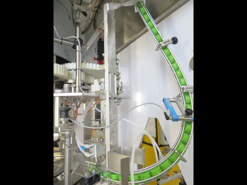 Photo #56 of New filling monoblock Bertolaso 30/30/4 for Pet/Glass