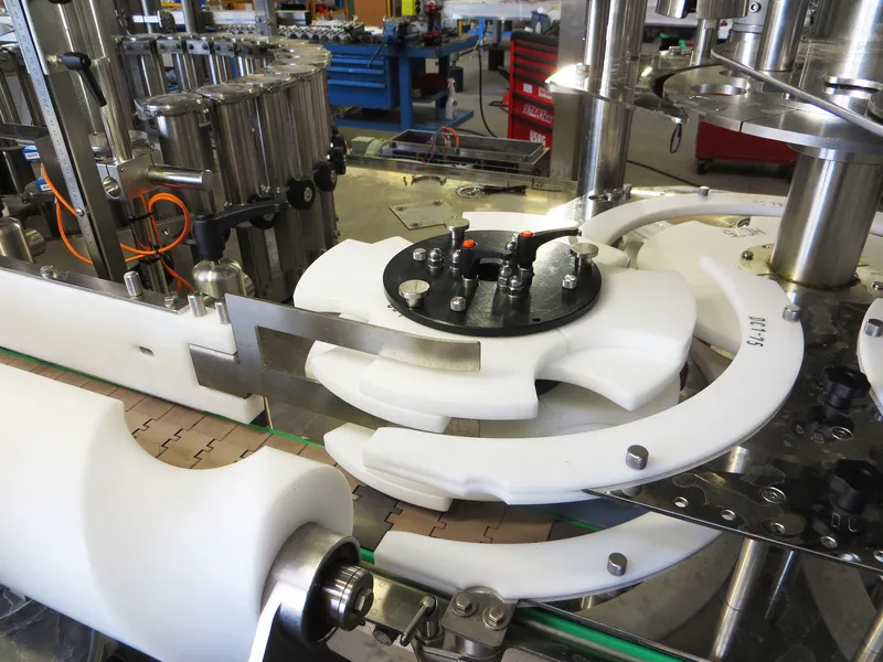 Photo #57 of New filling monoblock Bertolaso 30/30/4 for Pet/Glass