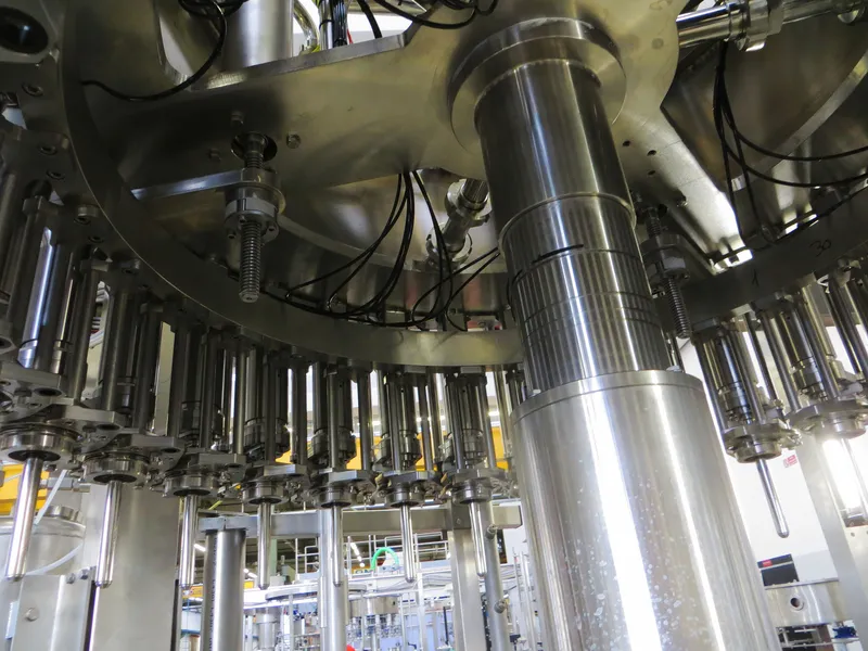 Photo #63 of New filling monoblock Bertolaso 30/30/4 for Pet/Glass