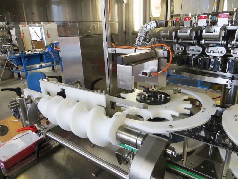 Photo #67 of New filling monoblock Bertolaso 30/30/4 for Pet/Glass