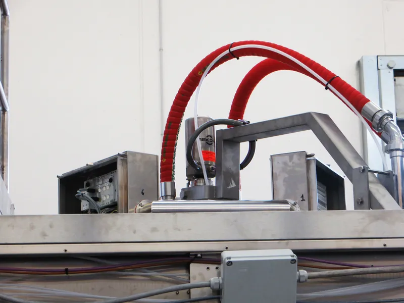 Photo #75 of New filling monoblock Bertolaso 30/30/4 for Pet/Glass