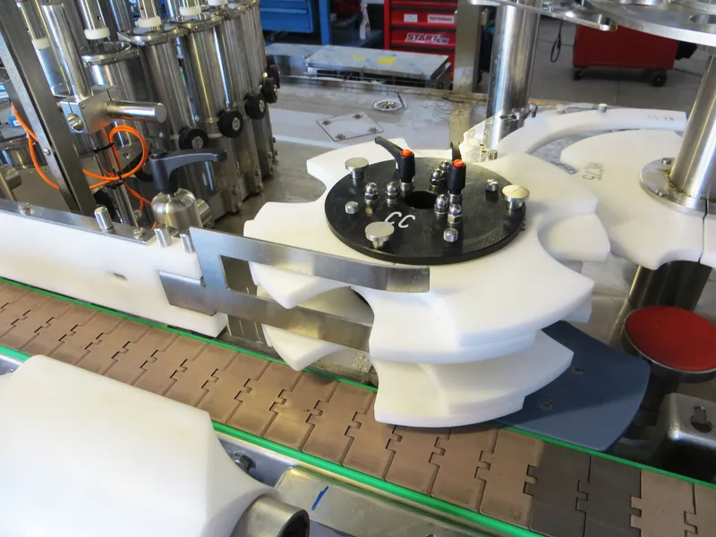 Photo #79 of New filling monoblock Bertolaso 30/30/4 for Pet/Glass