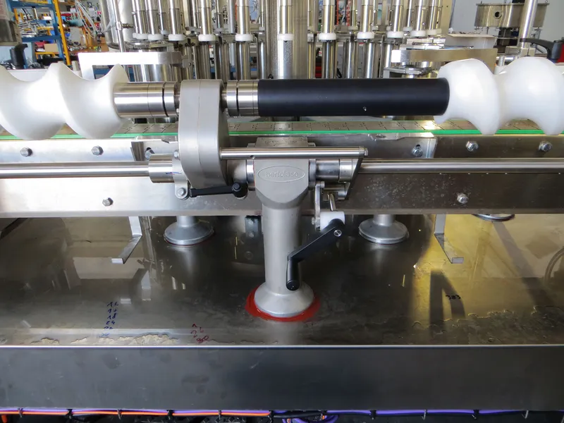 Photo #84 of New filling monoblock Bertolaso 30/30/4 for Pet/Glass