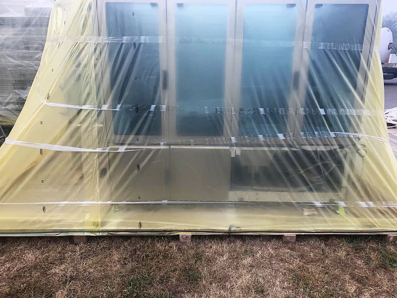 Photo #10 of Used Tetra Pak complete bottling line up to 9000 bph