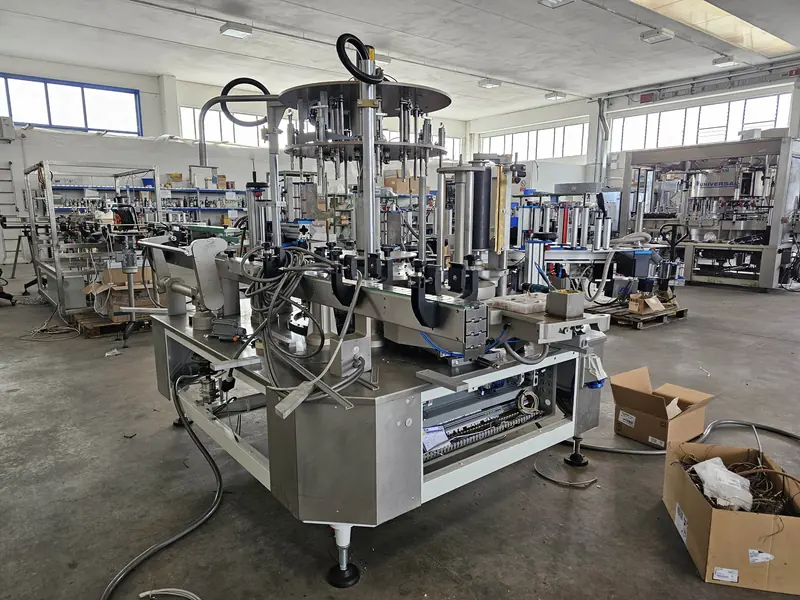 Photo #3 of Used adhesive labeling machine overhauled up to 6000