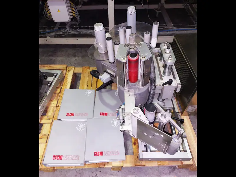 Photo #3 of Used labeling machine SACMI RMF/RA 1320 15T up to 8000 bph